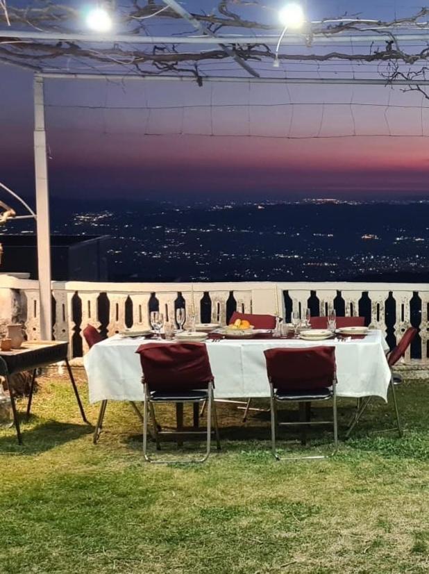 Garden Villa Guni Krujë Dış mekan fotoğraf