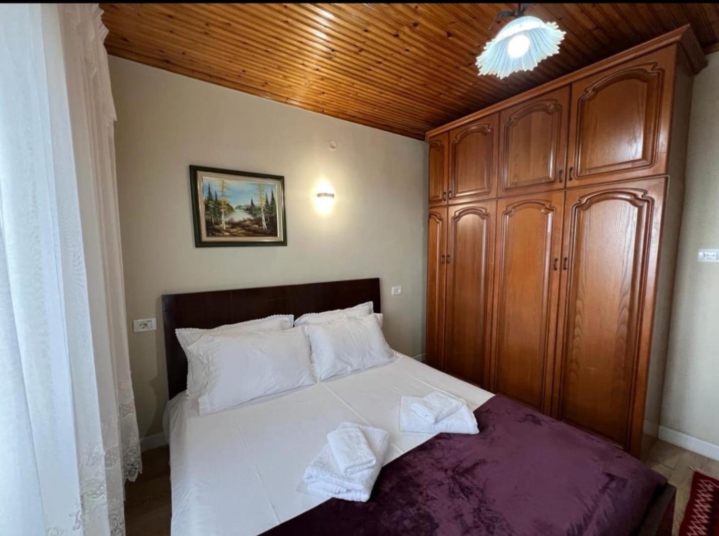 Garden Villa Guni Krujë Dış mekan fotoğraf